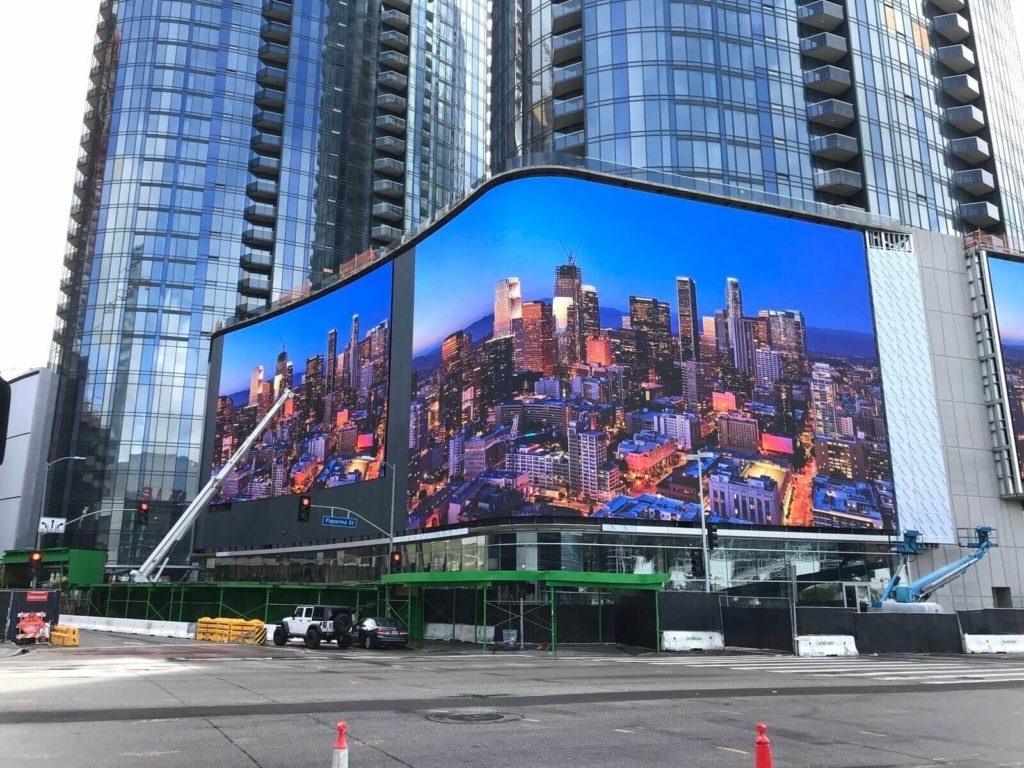 RGX 4sqm Advertising Billboard Display Outdoor Movable Led Display Sign Giant Led Digital Signage and Displays