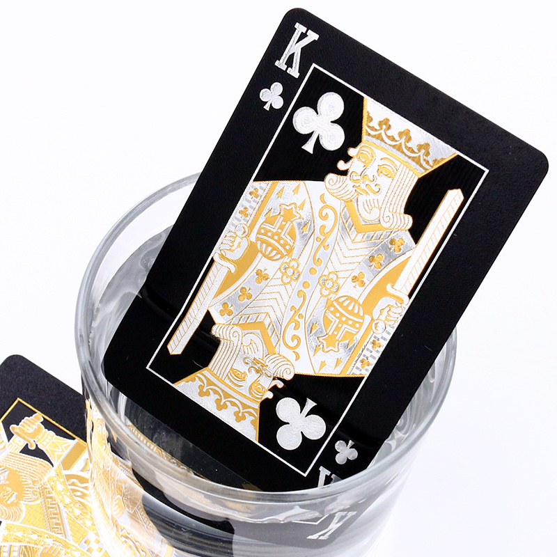 OEM Accept Customized LOGO UV Printing Durable Plastic design Entertaiment Playing Cards  Las Vegas Casino poker Tuck end box