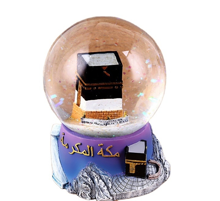 2023 Creative Design Custom Photo Christmas Snow Globe Water Polo Ball For Wholesales Snow Ball