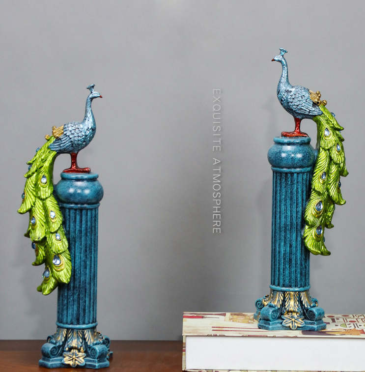 2022 Resin ornaments Blue peacock  statue 39cm Chinese Home Decor living room TV cabinet hotel decoration roman column peacock