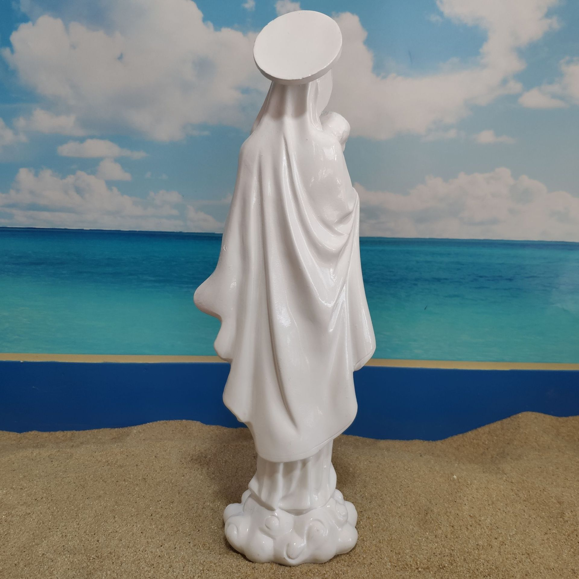 2023 Resin Religious Catholic Virgin Mary with Baby Jesus Statue for Home Decorations