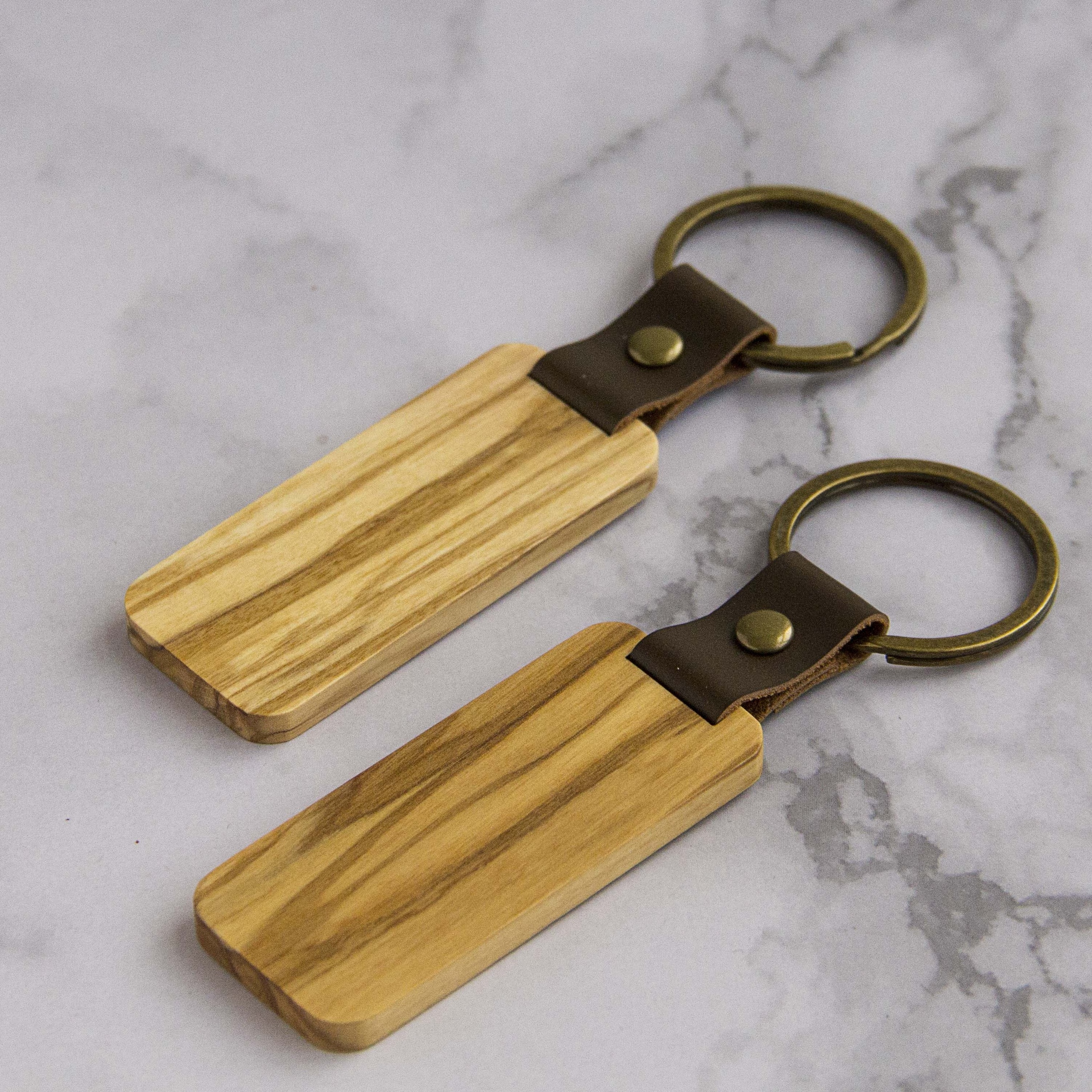 high quality 5mm engravable blanks wood key chain personalized laser walnut leather keychains