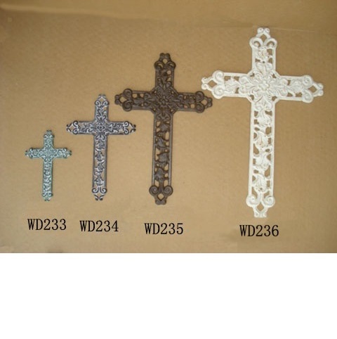 2024 New Metal Decorative Ornamental Cast Iron Wall Cross For Home Decor