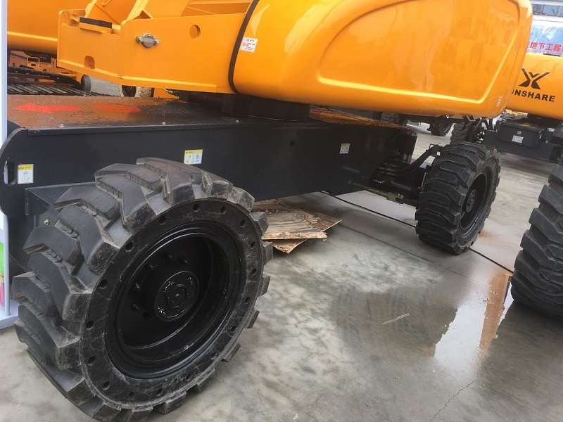 Anti-puncture Natural Rubber Solid Tires 10-16.5 10x165 12-16.5 12x165 for Genie JLG Bobcat Boom Lift