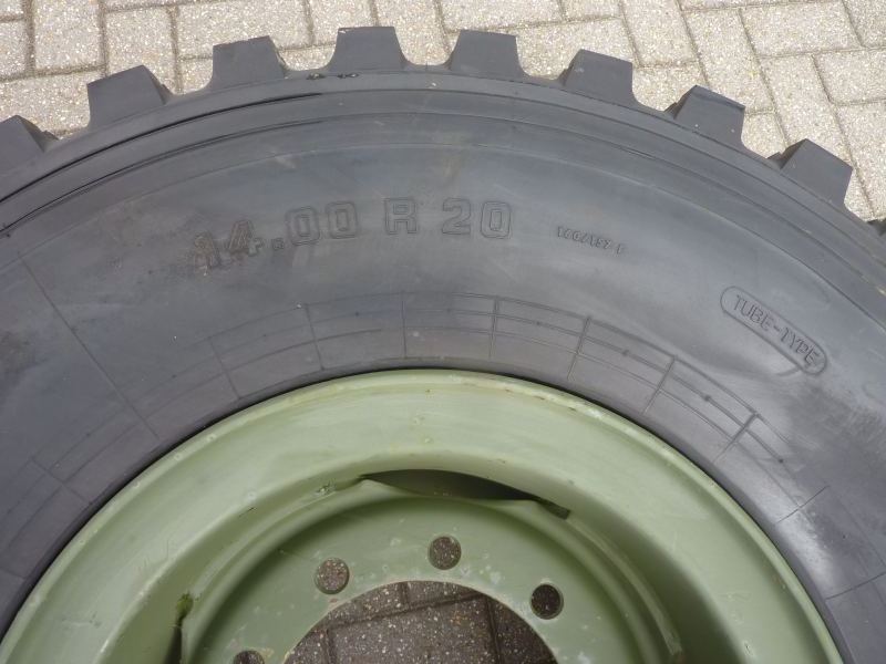 heavy duty all steel radial truck tyre 1400R20 tyre