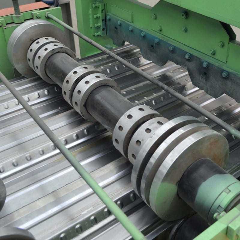 Steel Metal Floor Decking Sheet Making Roll Forming Machinery