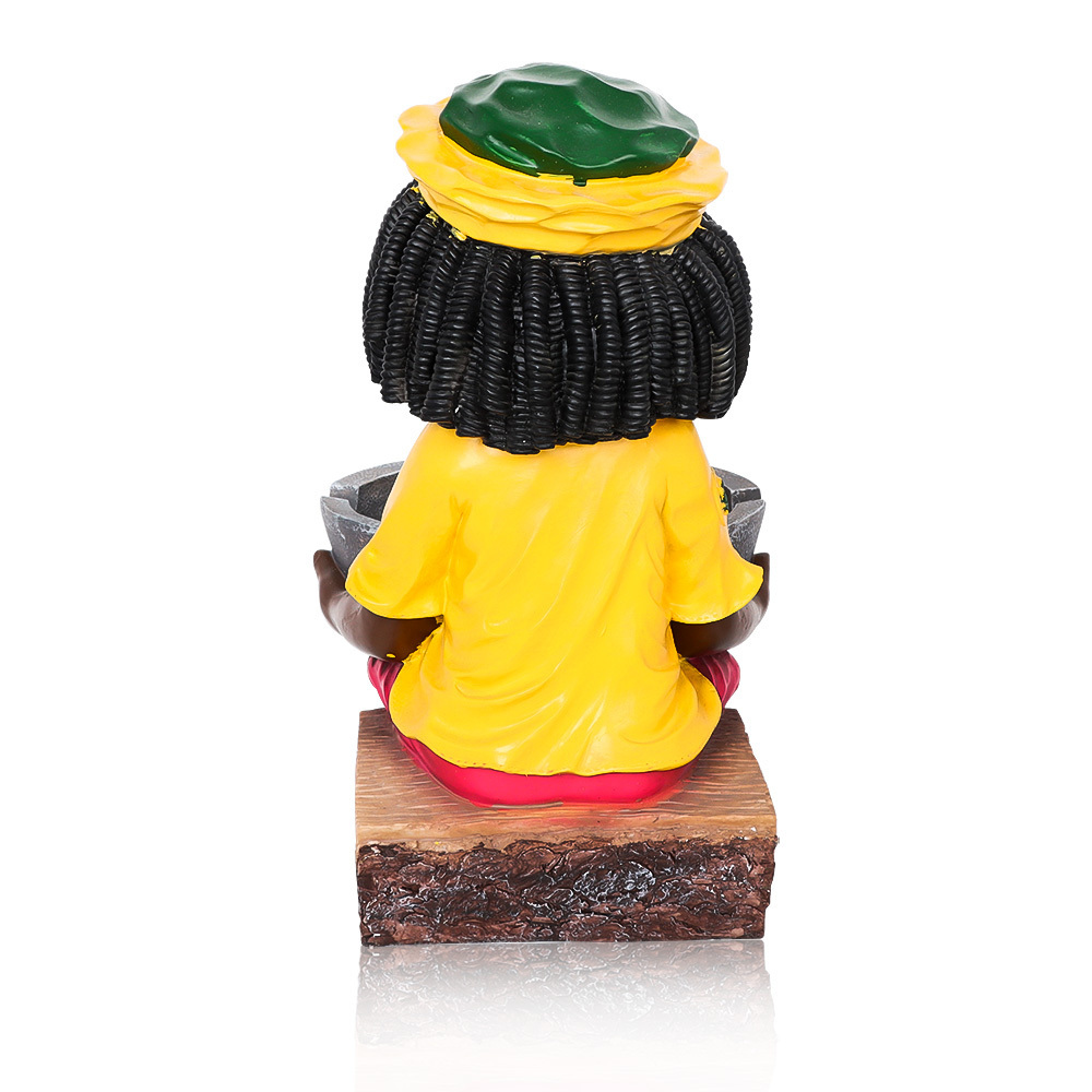 Wholesale Custom High Quality Funny Smoking Accessories Jamaican Sexy Resin Ashtray