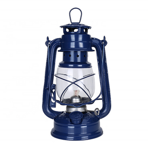 Outing Camping Retro Classic Design Iron Kerosene Lamps Light Outdoor Lanterns Handheld Oil Lamp