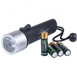 Waterproof IP68 Dry Battery Powered Flashlight Torch Light Led Diving Light Underwater Flashlight