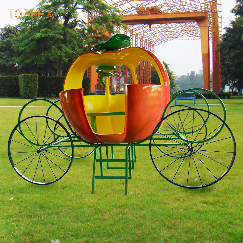 New Halloween Design Customizable Pumpkin carriage Large 3D Sculptures fiberglass giant pumpkin