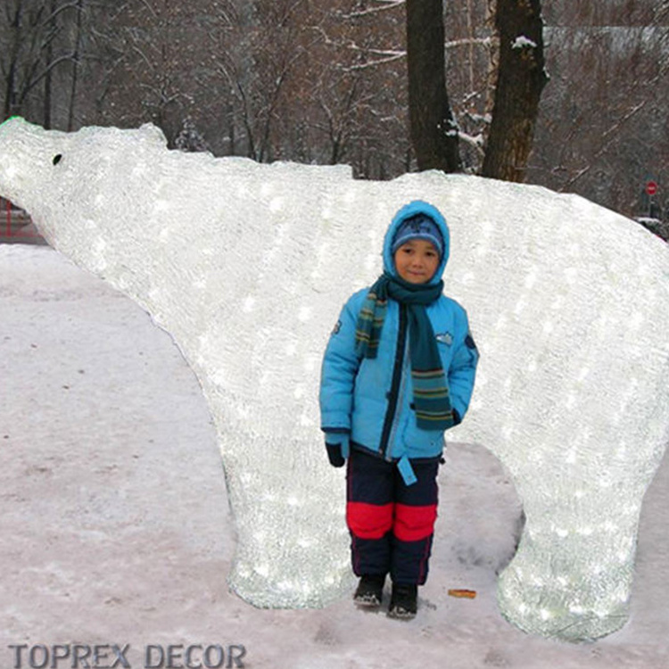 Toprex Customize Commercial Outdoor Giant Lighted Decoration  Led Sculptural Acrylic Polar Bear Christmas Outdoor Decoration