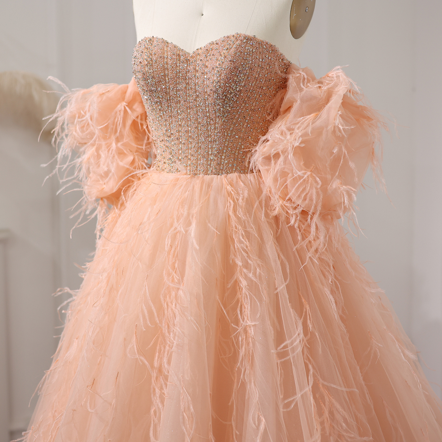 Luxury Feathers Ball Gown Coral Pink Evening Dress 2024 15 Quinceanera Dresses Girls Birthday Party Gowns SZ181-2