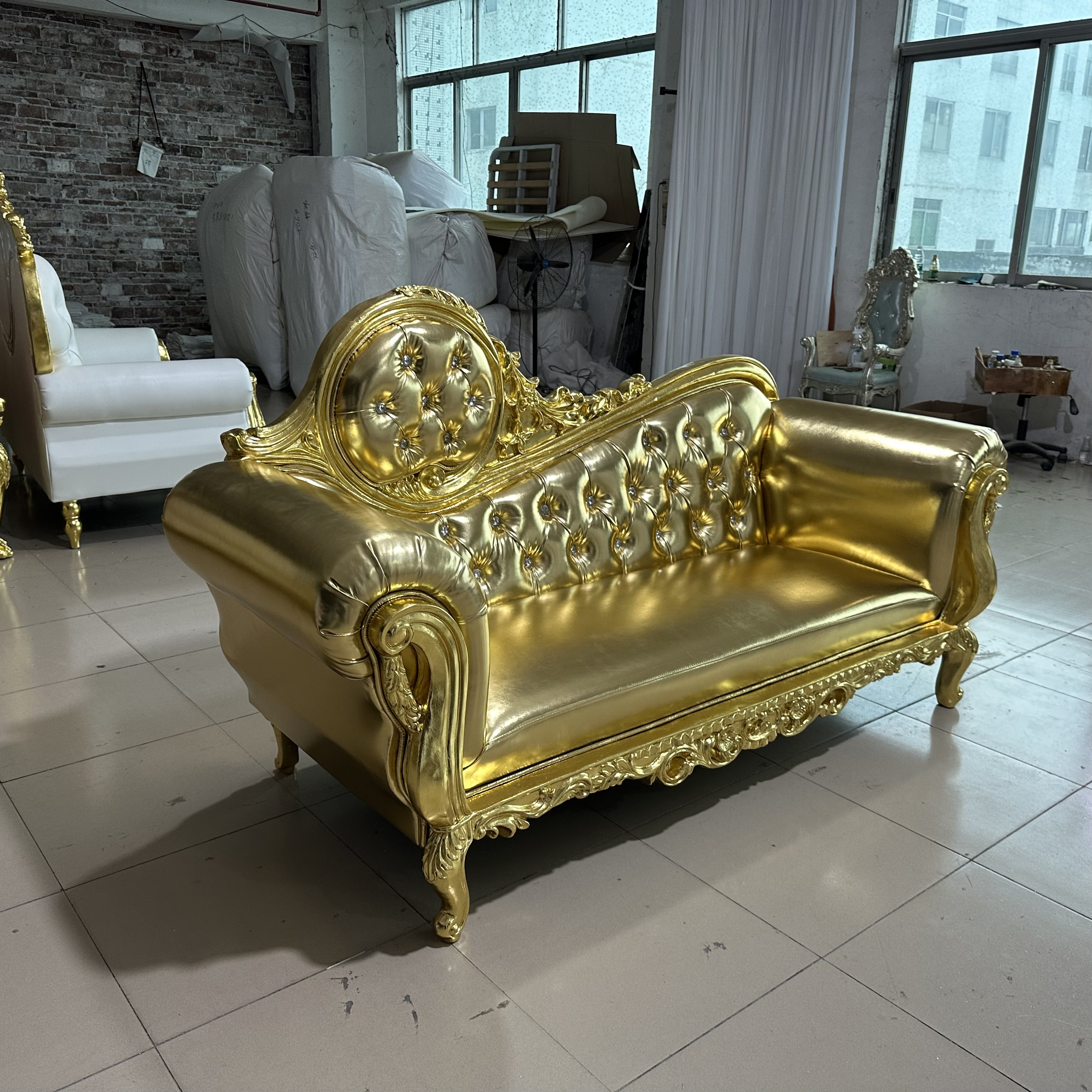 Wholesale Luxury Party Furniture White Gold Wedding Royal King Throne Chair Queen Sofa