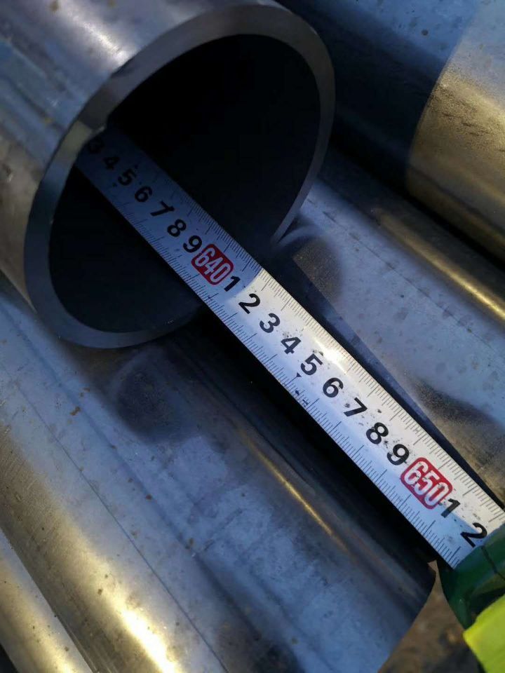 6-20mm Carbon Steel Tube Q235 Q355 A36 ST37.4  Welded Carbon Steel Pipe ERW Tube prices