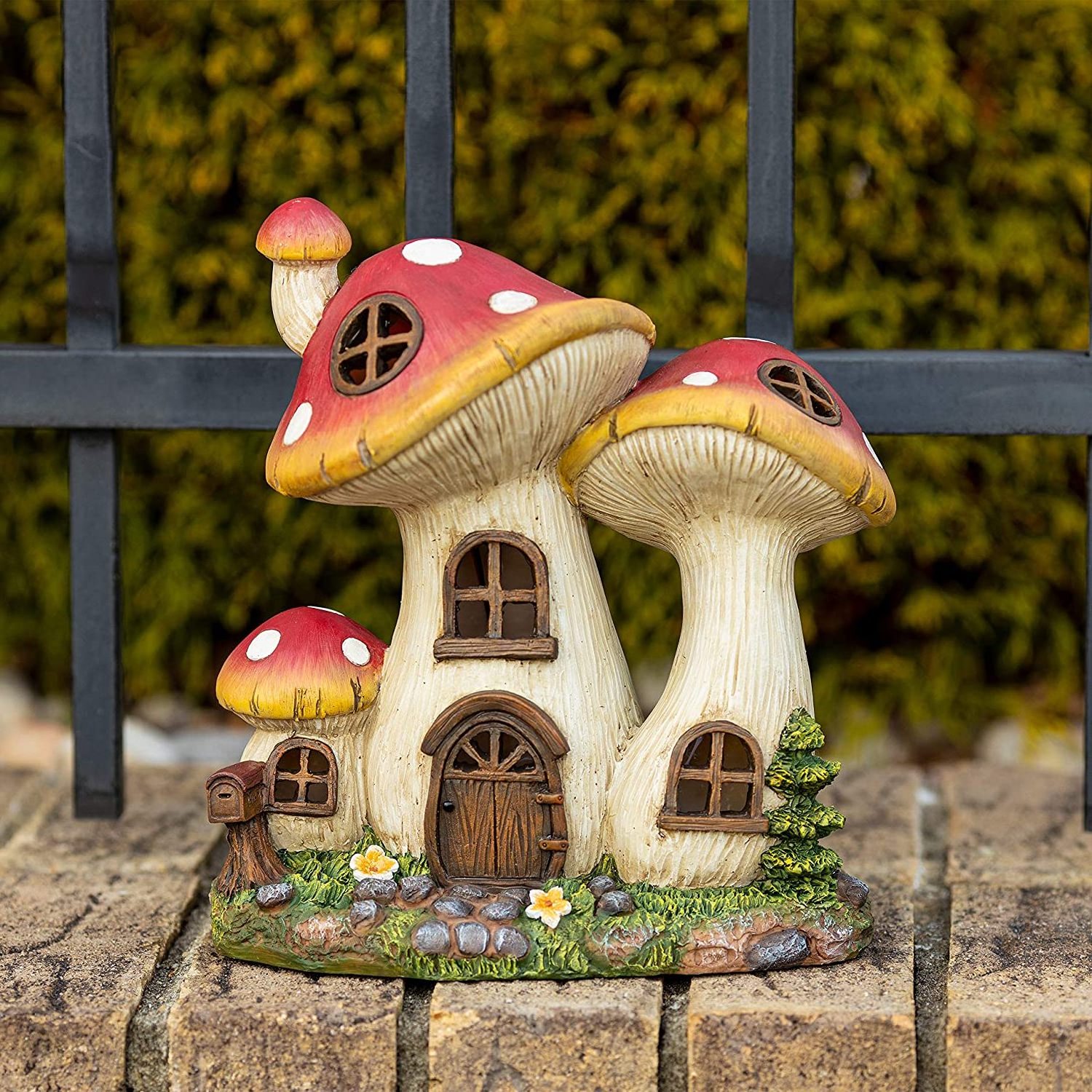 Fairy Garden Mushroom Fairy House Garden Sculpture Decoration Solar Outdoor Lighting