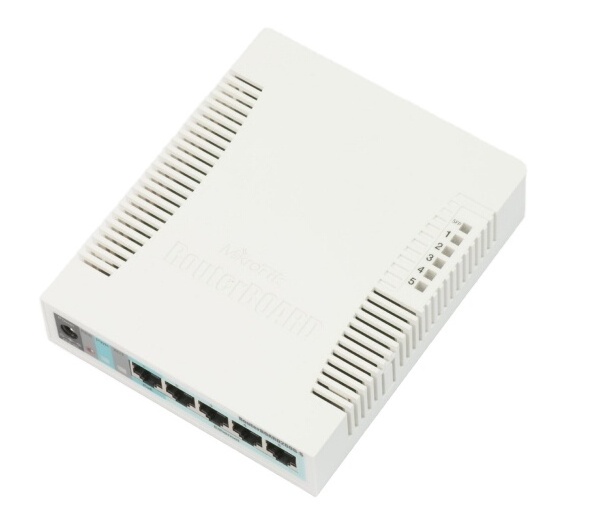 The original MikroTik CSS106-5G-1S 5-port Gigabit switch supports the alternative version of SFP RB260GS