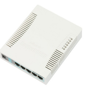 The original MikroTik CSS106-5G-1S 5-port Gigabit switch supports the alternative version of SFP RB260GS