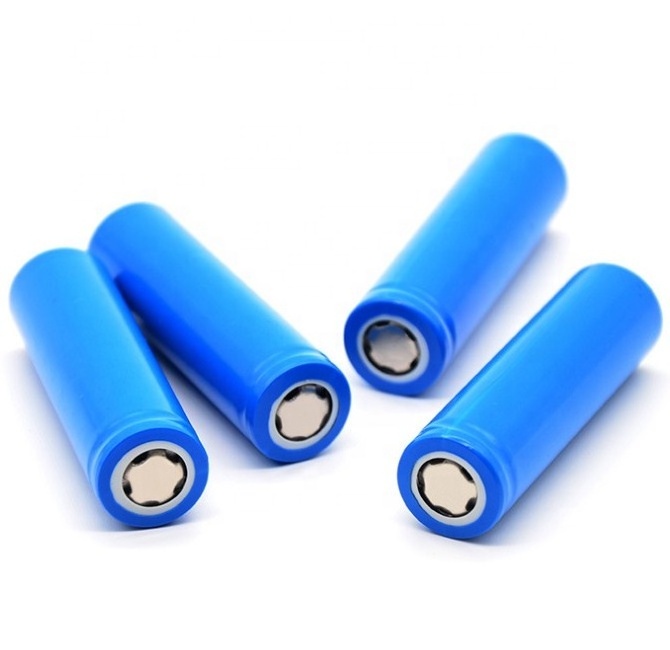 Cylindrical Charging Battery 3.7v 18650 2600mah 3c Discharge 18650 Flashlight Battery