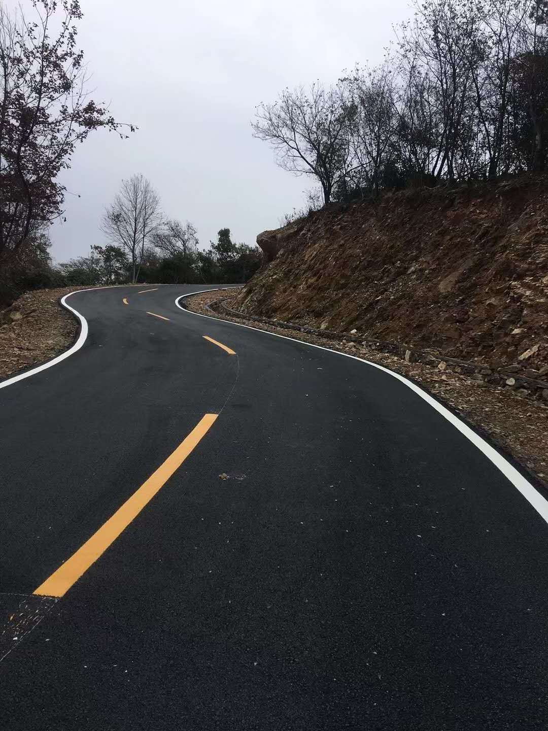 Thermoplastic Reflective Road Marking Paint