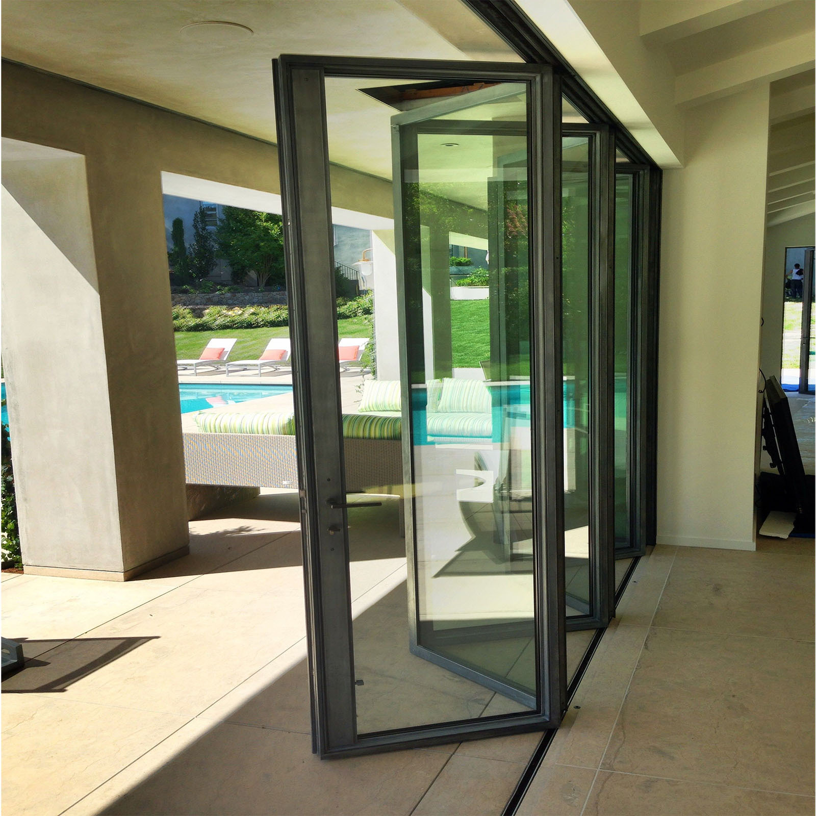 D-TOP SHENZHEN 2023 soundproof iron pvc interior folding door bifold aluminum folding door aluminum folding door for house