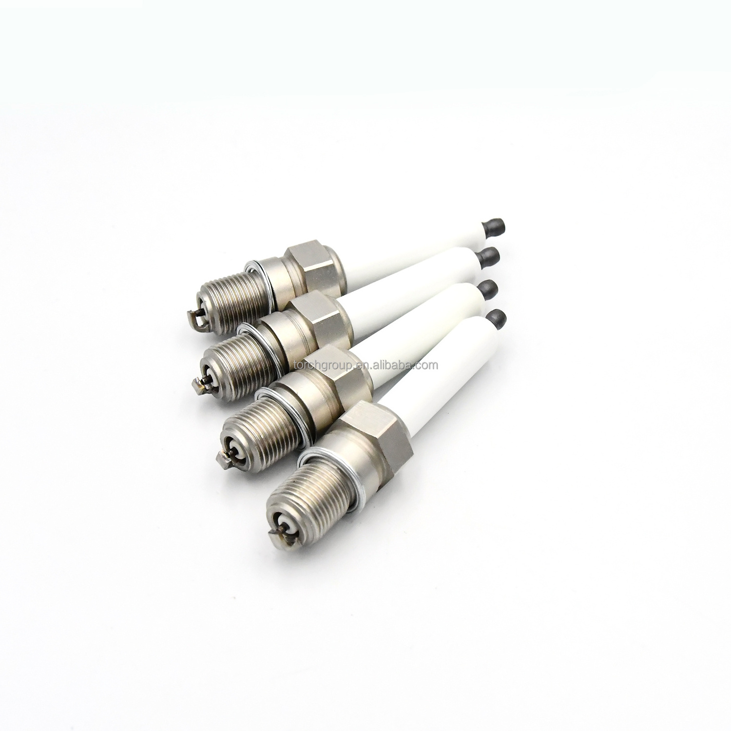 Torch Spark Plug R5B12-77 60999Z Gas Engines Spark Plug With 99% Good Feedback From The Market