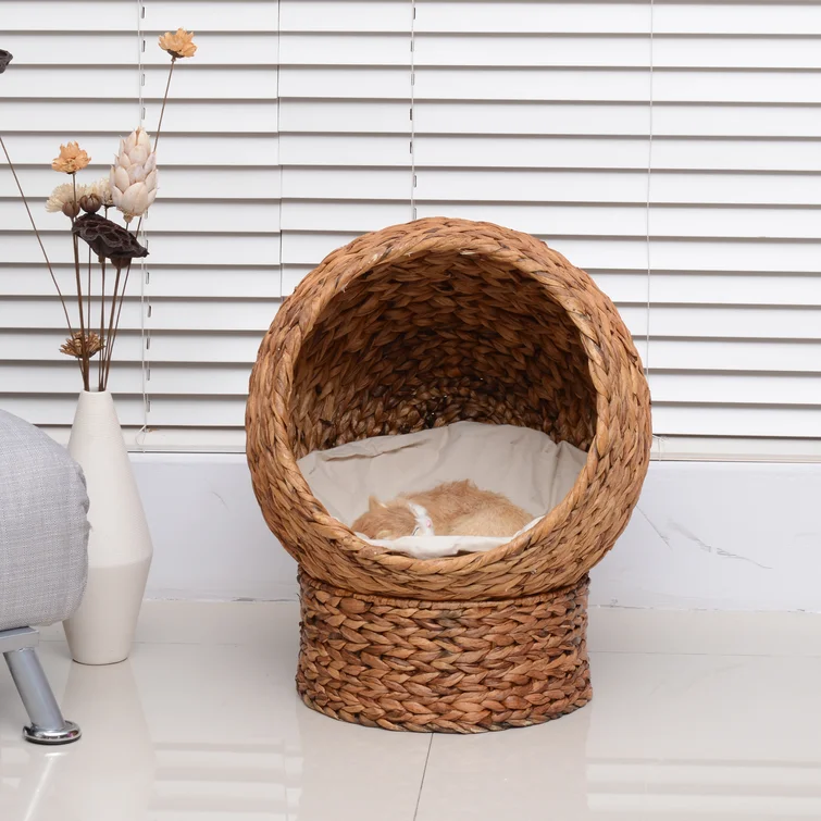 Modern Eco-friendly Natural Braided Elevated Basket House Chair Cat Bed Sofa With Cushion