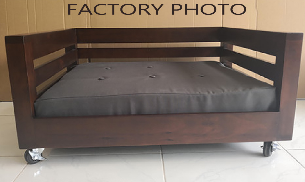 High Quality Brown Modern Style Wood Cats Furniture Dog Bed Couch Elevated Pet Bed With Wheel