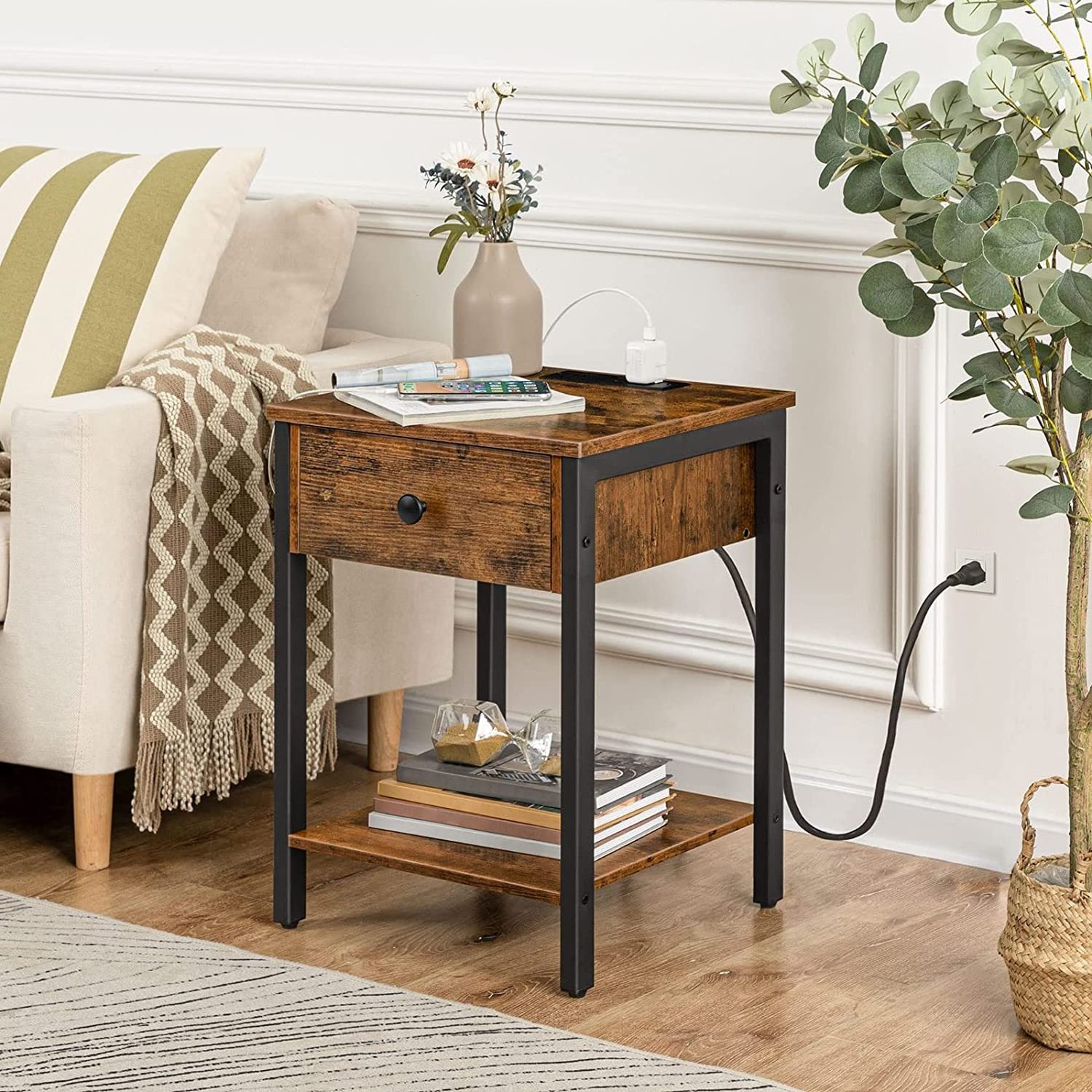 Mesa de noche Rustic Brown Storage Shelf Wooden Nightstand End Table With Charging Station