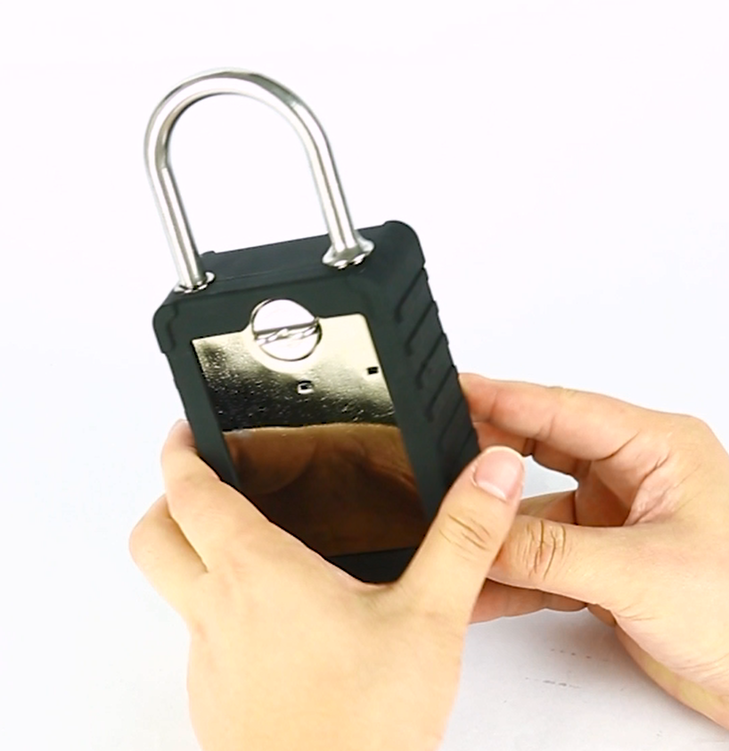 TOTARGET padlock with alarm top gps security smart padlock