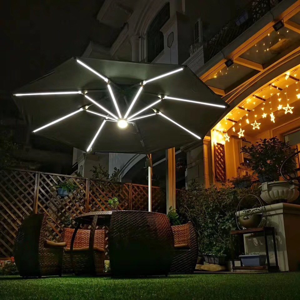 High Quality Patio Large Umbrella With Solar Led Lights Aluminum Garden Sunshade Outdoor Umbrellas With Base