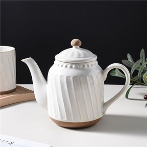 Food Grade Custom Logo Stripe Relief White Home Hotel Teapot Chinese Porcelain Tea Pots for Tea Party