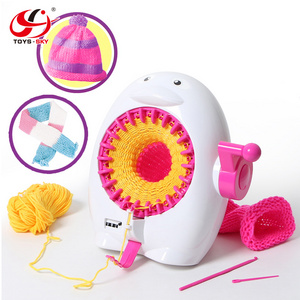 Toysky Educational Handmade Toys Manual Penguin DIY Sweater Knitting Machine with Counter for Girls