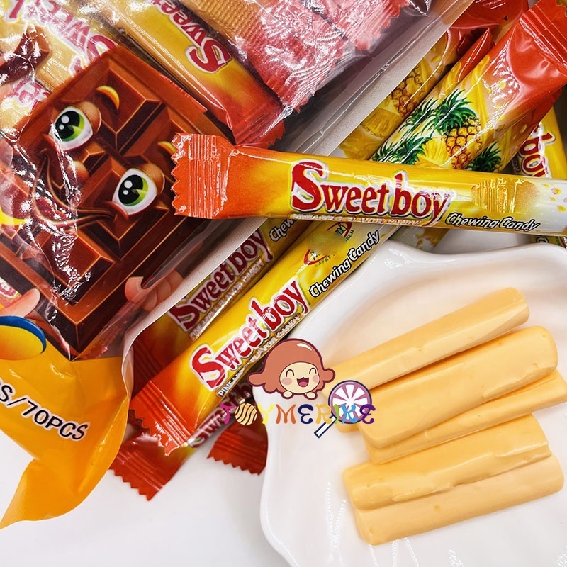 Sweet Chewy Gummy Candy Stick Shape Fruit Flavor Chewing Milk Candy