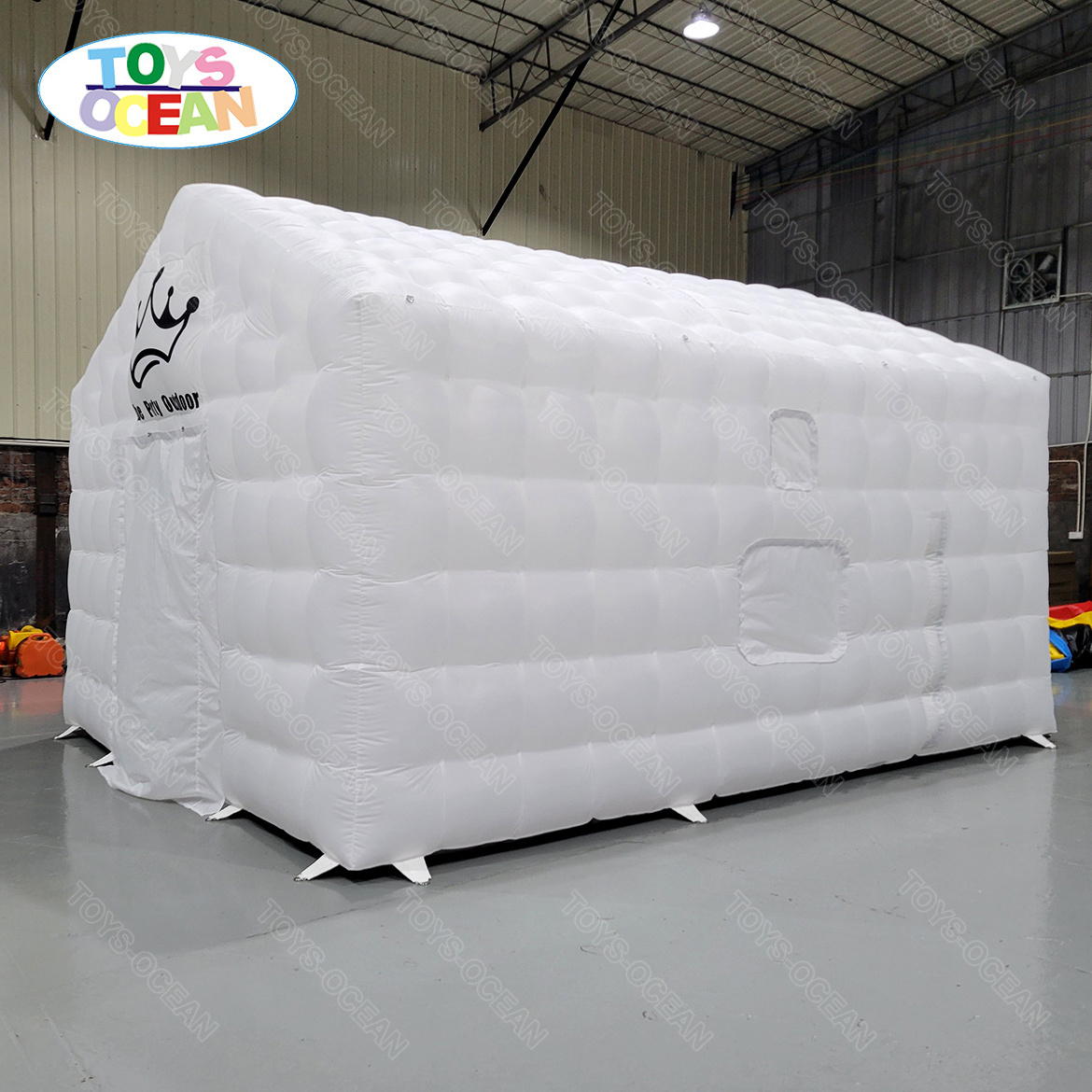 Customized commercial family backyard party tent Cubic tent Inflatable nightclub with LED