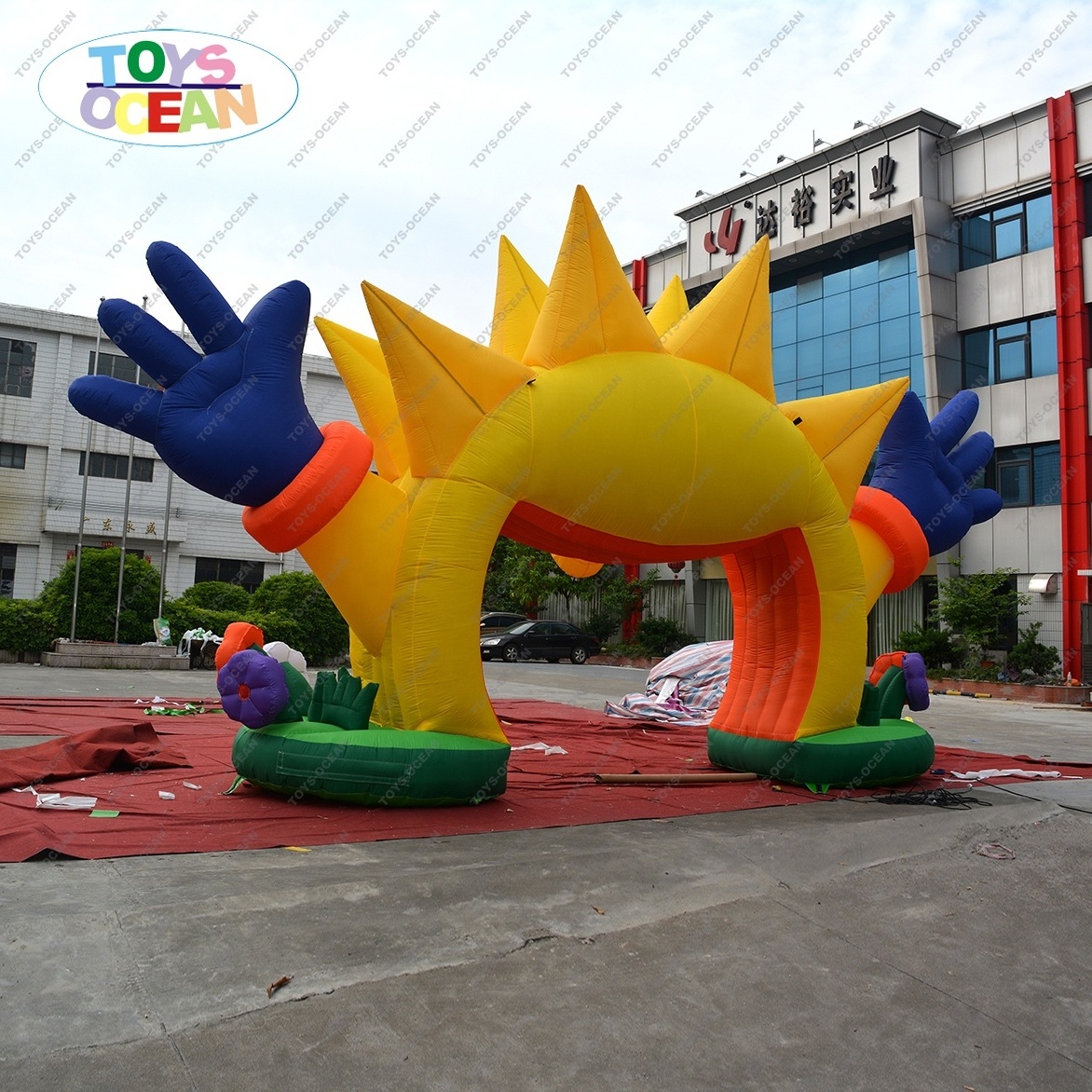 Smiling Sun flower Inflatable Arch Buildings Rainbow Arch For Advertising