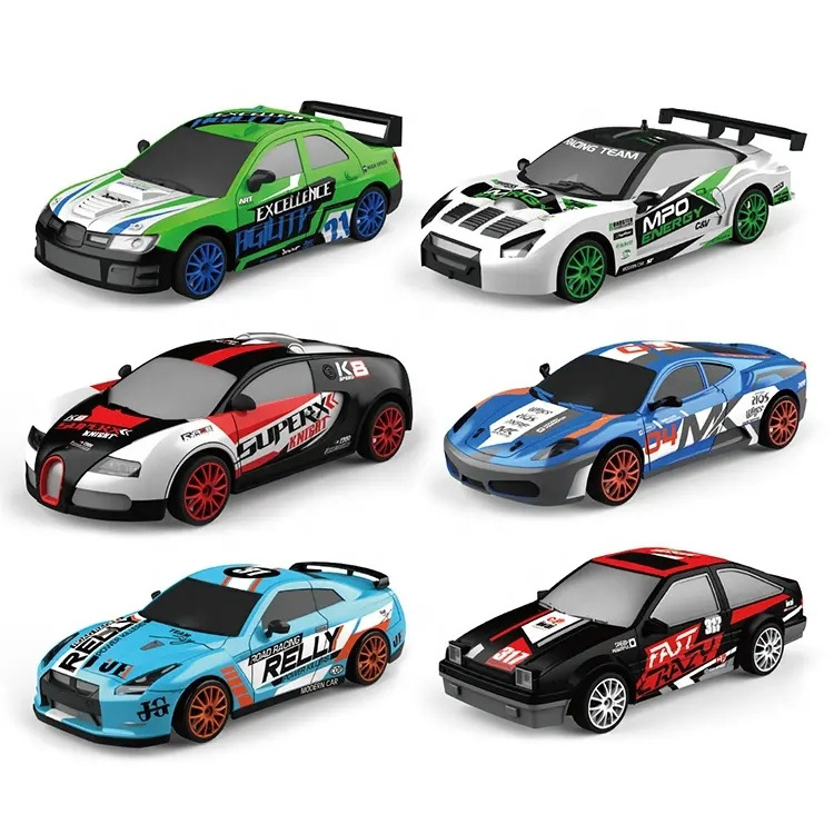 2.4G 1:24 Drift RC Car 4WD Race Car Children Toys High Speed Full Function Racing Car with Spare Tire and Obstacle