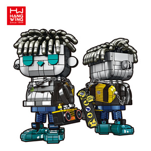 HW TOYS 601PCS Student Moc Hip Hop Persons Singer Model Plastic Building Block Bricks Child Puzzle Game