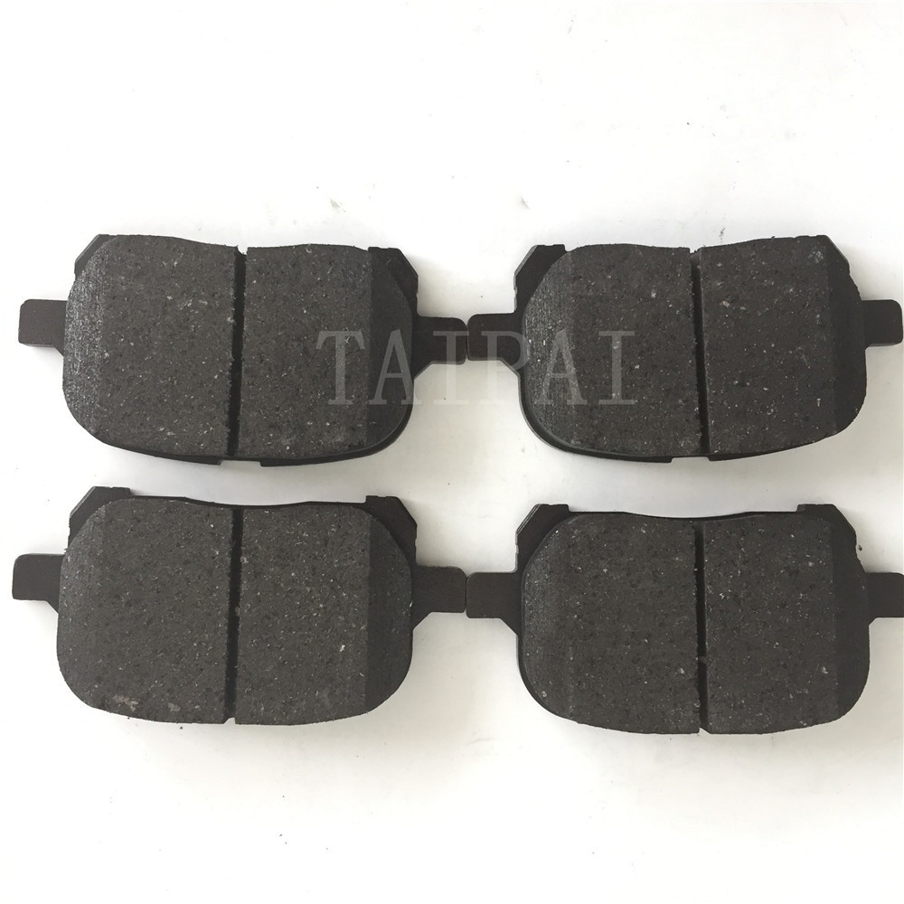 China Front brake pad 04465-60230 D772 Land Cruiser Land Cruiser Prado for TOYOTA