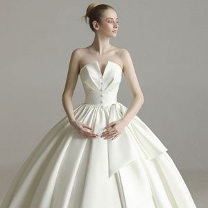 2020 Princess Newest Design High Quality Ivory Ball Gown Wedding Dress Pleating Satin Pannier Vestido de novia