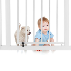 Pets Safety Gate Dogs Cats Adjustable Metal Door Safety Gate Dogs Security Door Stairs Gate Security Fence OEM Custom