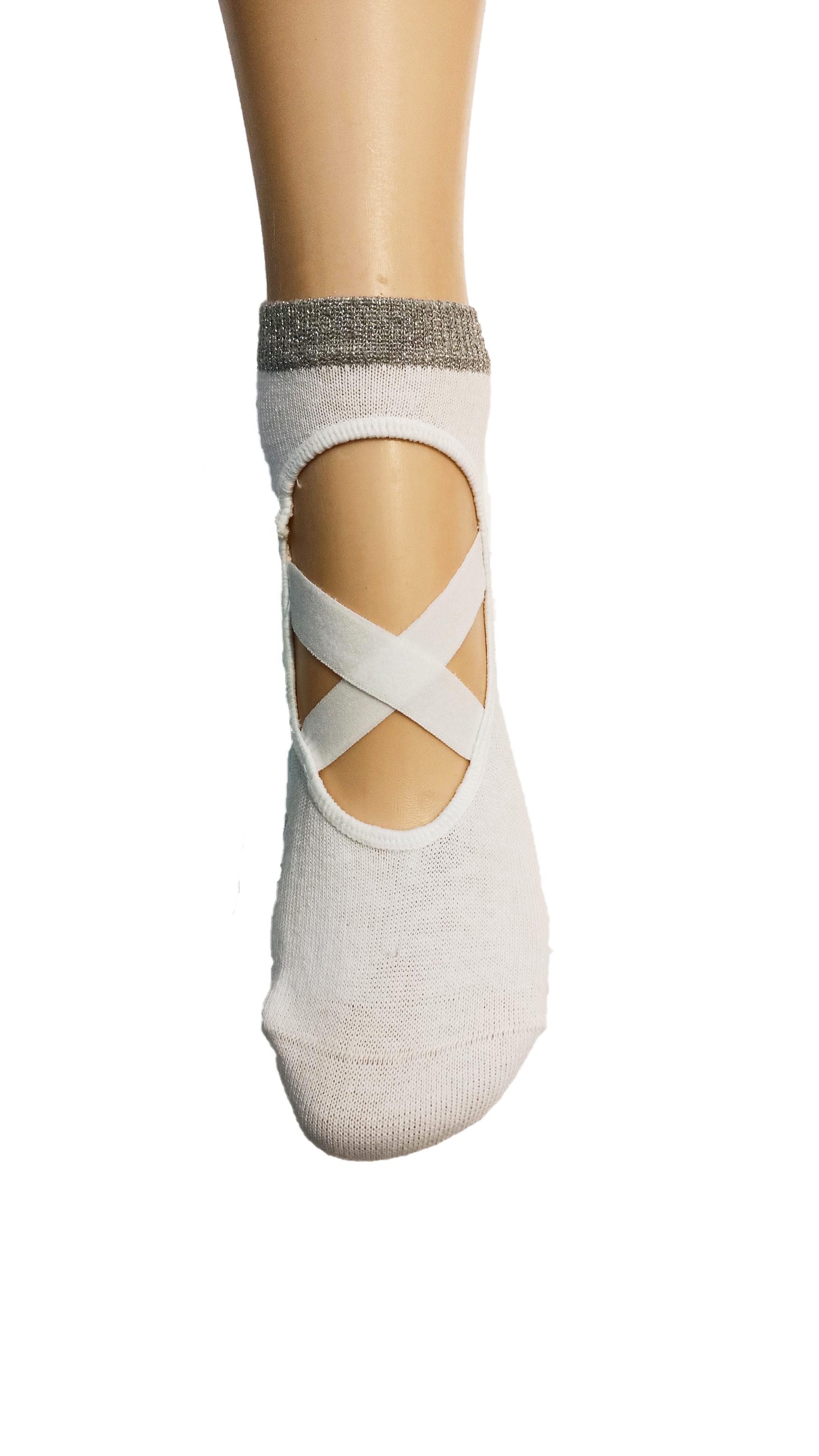 High Quality Non-Slip Sole Yoga and Pilates Socks