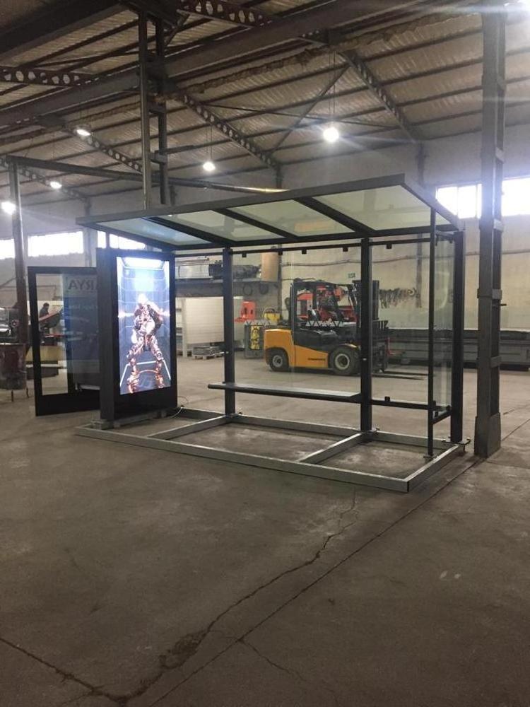 Gold Bus Shelter / Advertisement Bus Stop, Shelter with Lightbox Kiosk