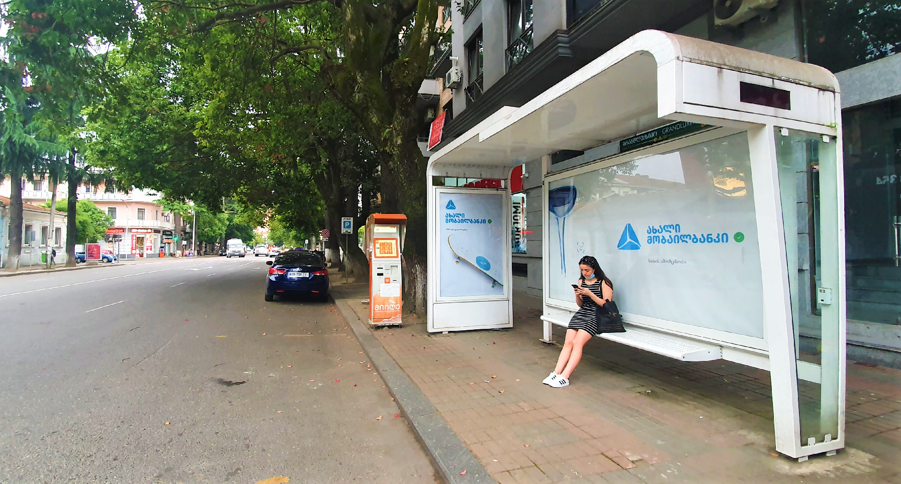 New Metal bus stop shelter with advertising billboard /bus  shelter