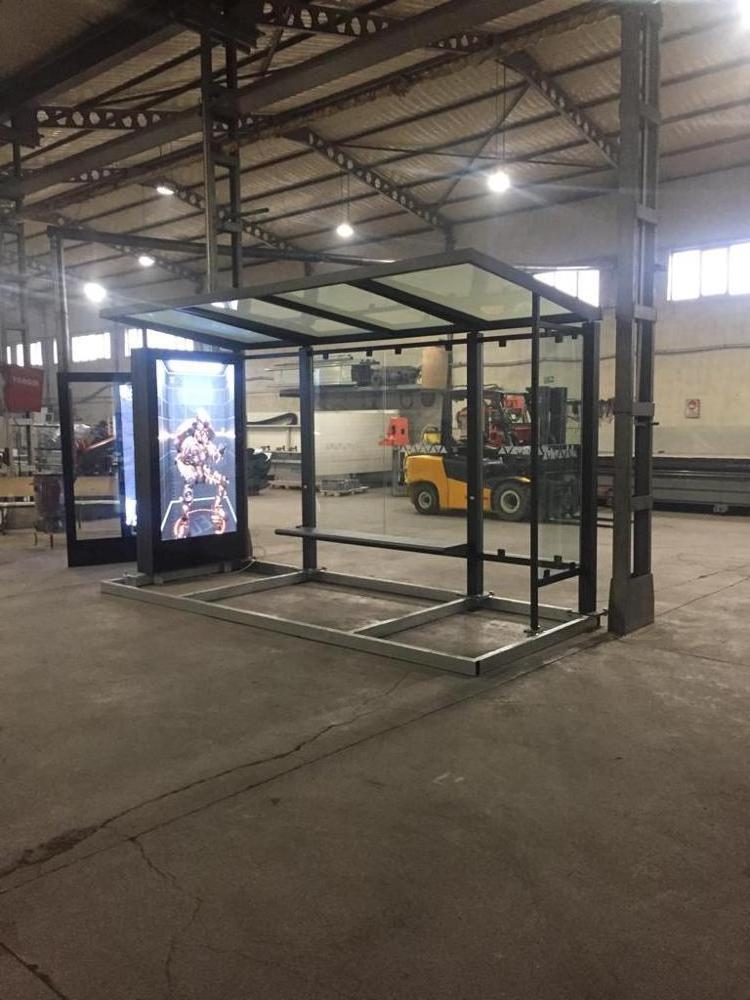 Gold Bus Shelter / Advertisement Bus Stop, Shelter with Lightbox Kiosk