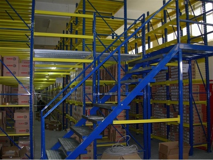 Mezzanine Racking System Warehouse Storage Shelves Steel Pallet Racking Tool Rack for Efficient Tool Storage