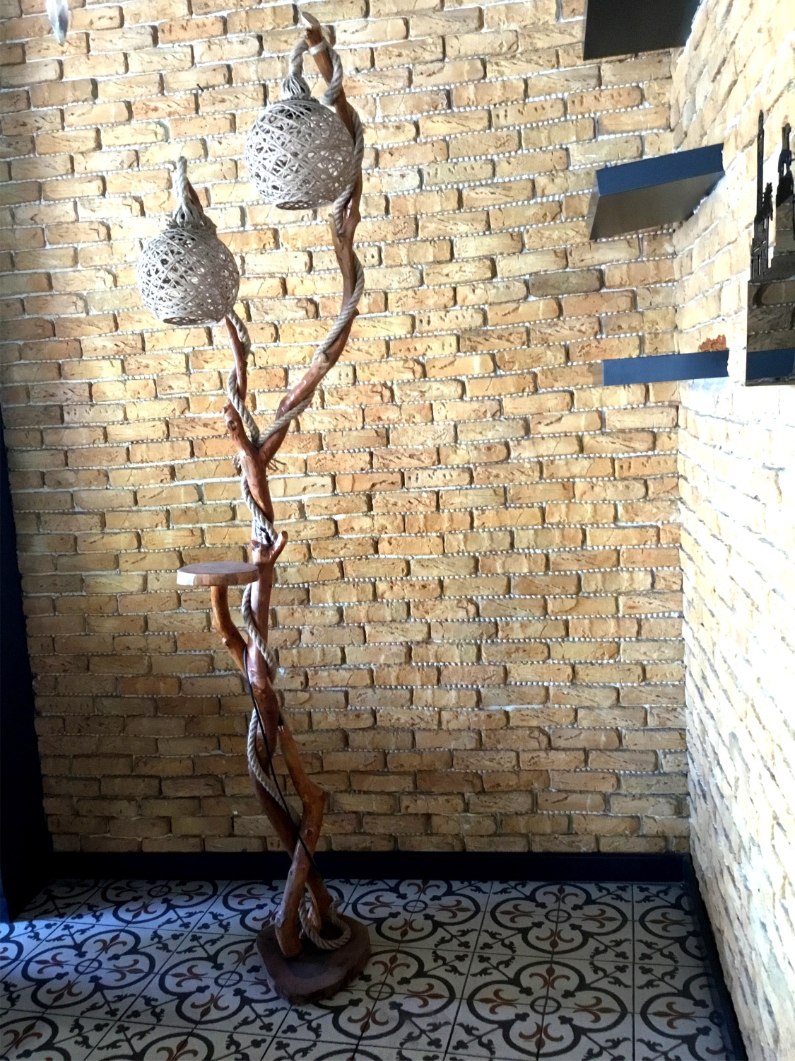 High Quality Factory Direct Wholesale Floor Lamp, decorative olive wood, two bulbs, lighting - Made in Turkey