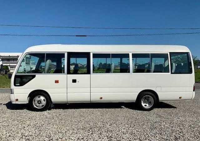 Used 2011 Toy ota Coaster Bus RHD Low Price Japan Original Used Coaster Mini Bus with 3RZ 1HZ Engine Swing Door