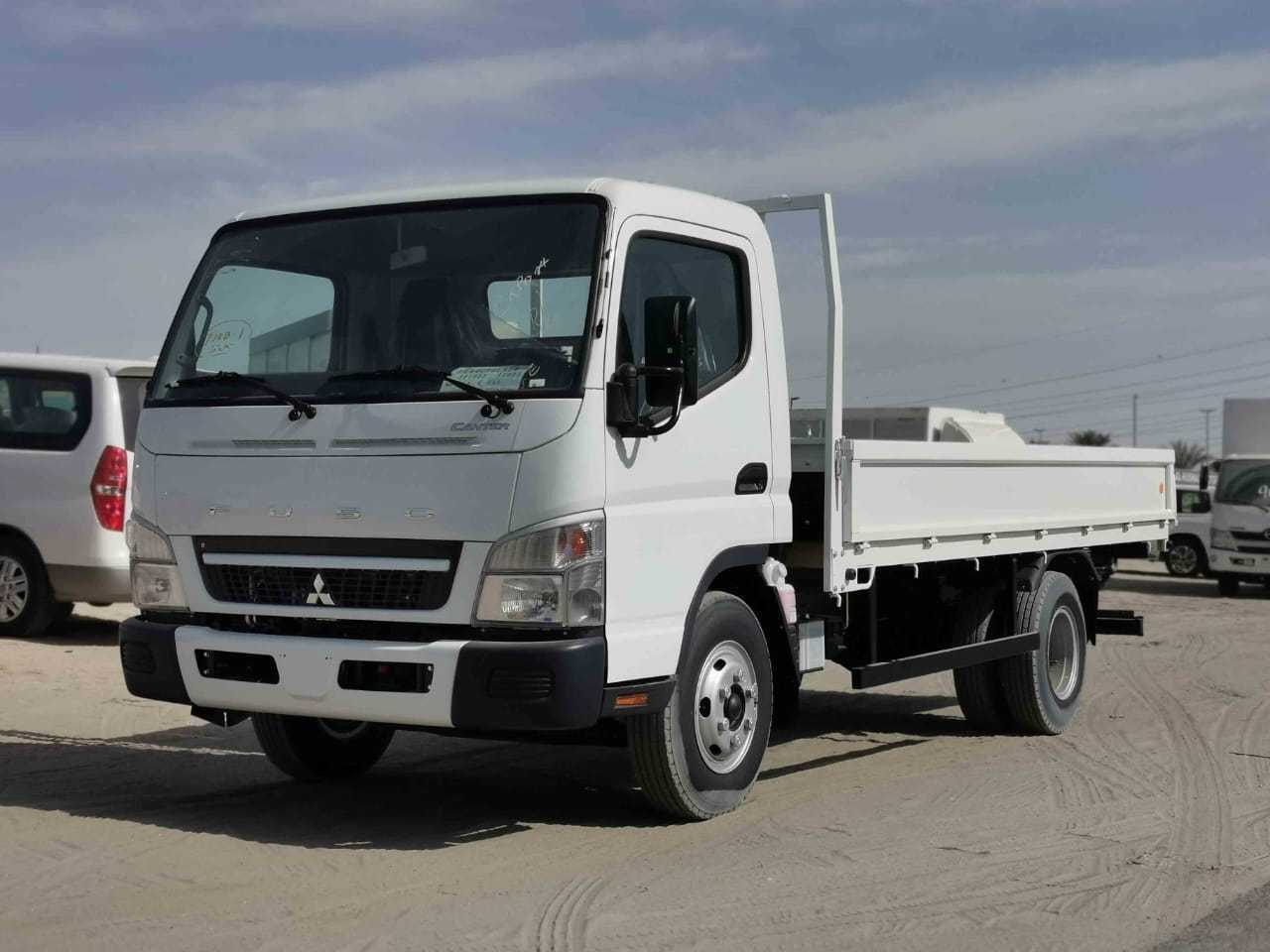 2021 ISUZU 300 Dongfeng Light Cargo Truck 4x2 Pickup Diesel Duty Engine Van Gross Wheel Color Vehicle Transmission