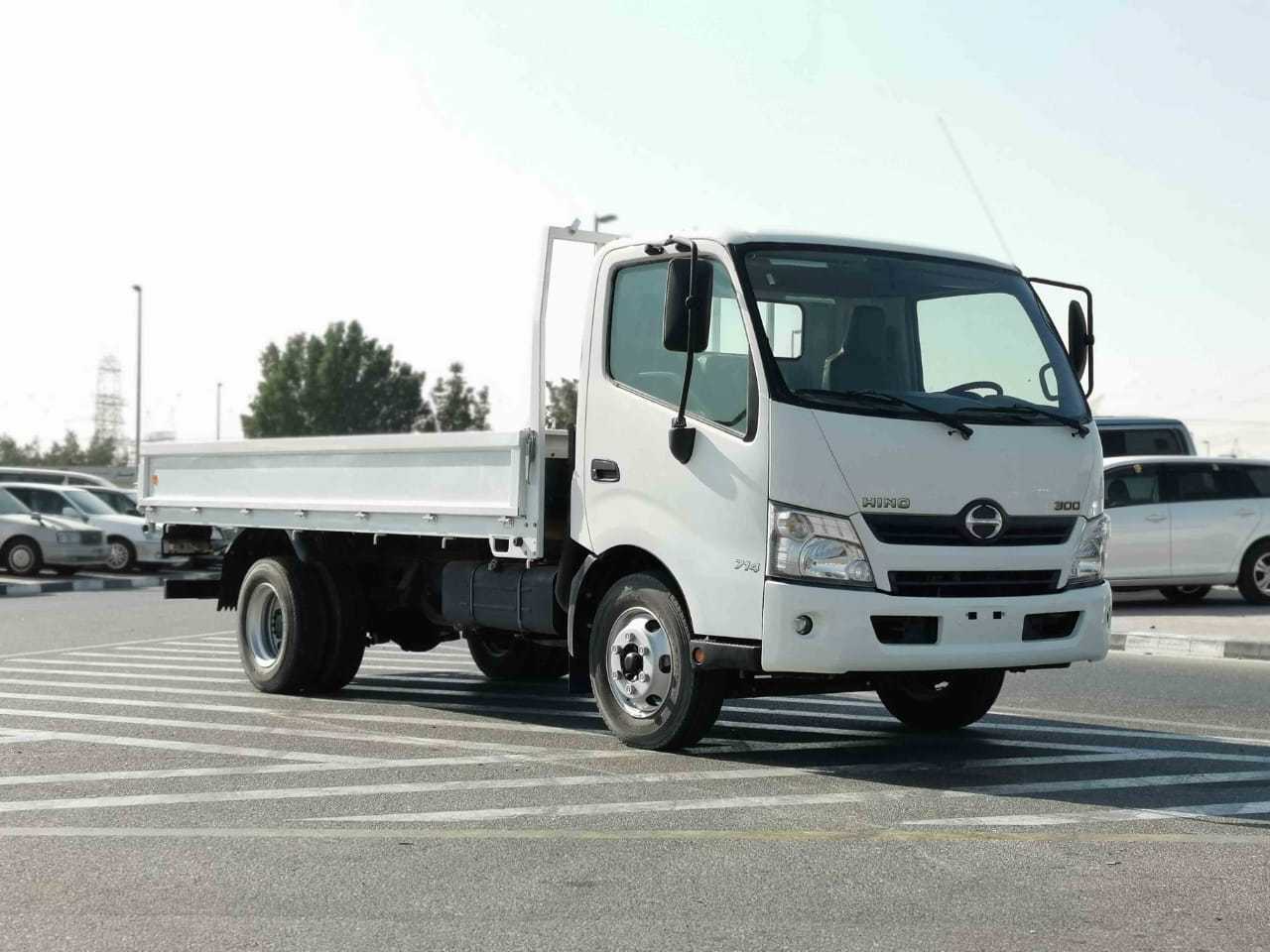 2020 HINO TRUCK 300 Dongfeng Light Cargo Truck 4x2 Pickup Diesel Duty Engine Van Gross Wheel Color Vehicle Transmission HUB