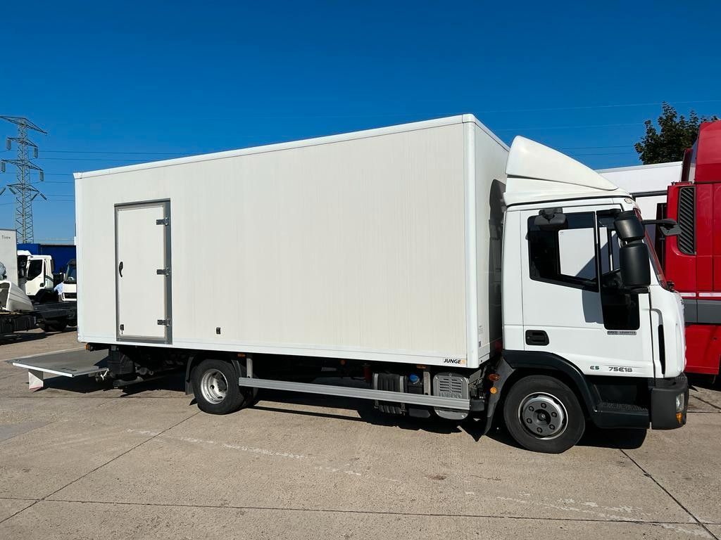 2013 IVECO MLC 75E18 Truck 4x2 Pickup Diesel Duty Engine Van Gross Wheel Color Vehicle Transmission HUB